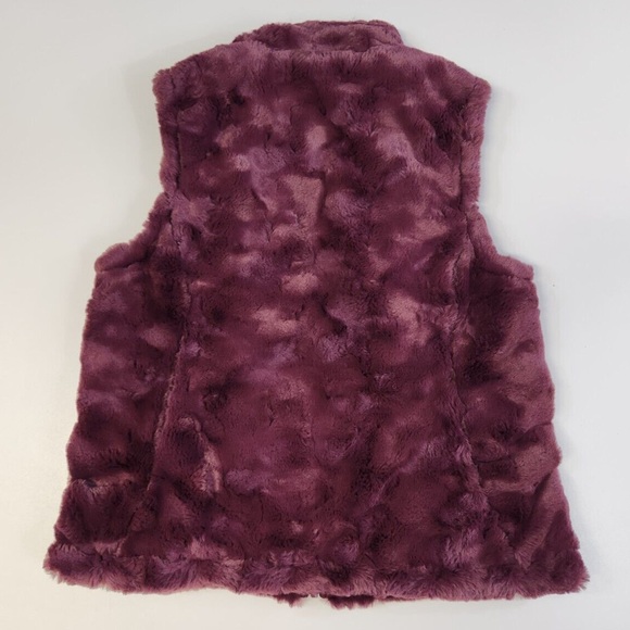 Plush Purple Faux Fur Vest - Picture 2 of 6